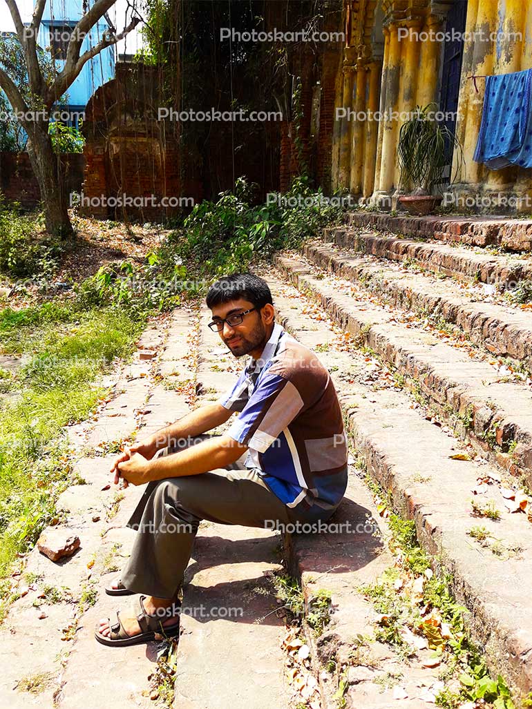 DG00032917, a boy sit in old house stair, Photographer, Kolkata stock photos, Indian photography; Photoskart, photography in Serampore, photoskart, photoskart.com, Serampore photo, Serampore photography, Stock Photo. Exclusive in photoskart.com