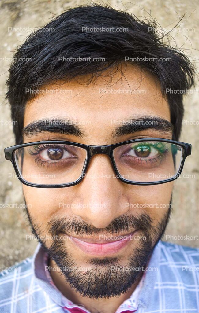 funny portrait of a Indian boy | Photoskart