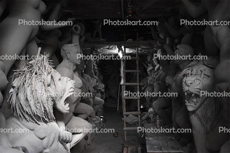 Maa Durga Preparation In Kolkata Kumartuli