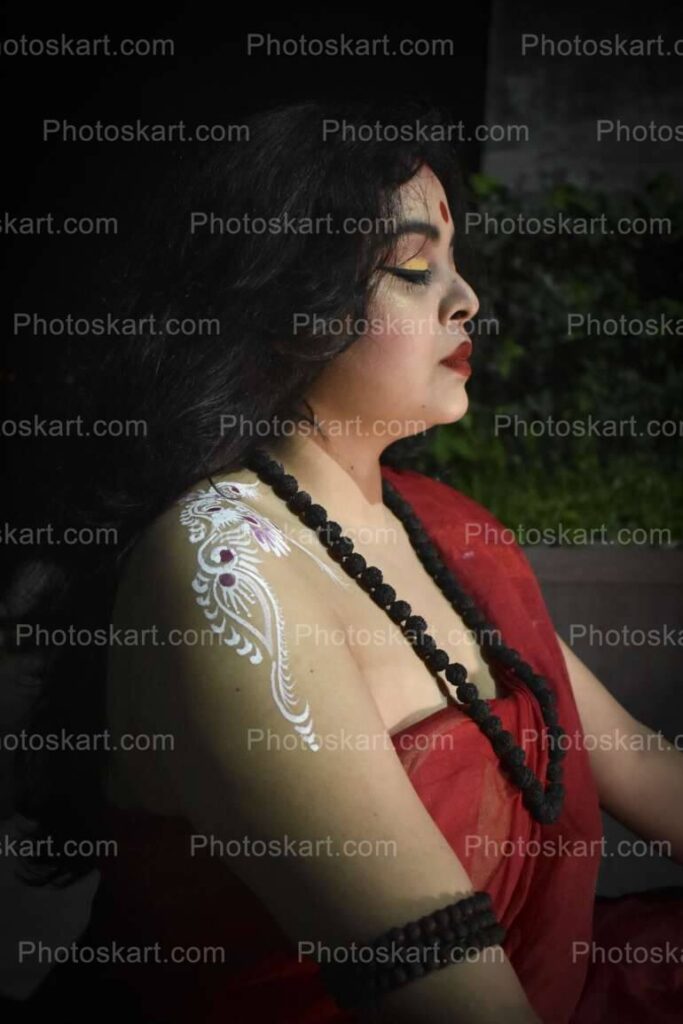 Bengali Girl On A Agomoni Photoshoot Royalty Free Image