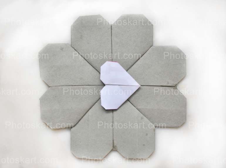 Flower Of A Paper Heart Free Royalty Stock Image