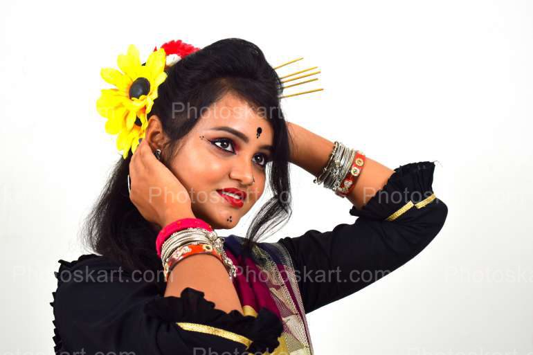 Indian Santhali Girl In Traditional Santhali Looks