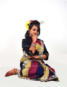 high-quality-photo-of-a-indian-santhali-girl