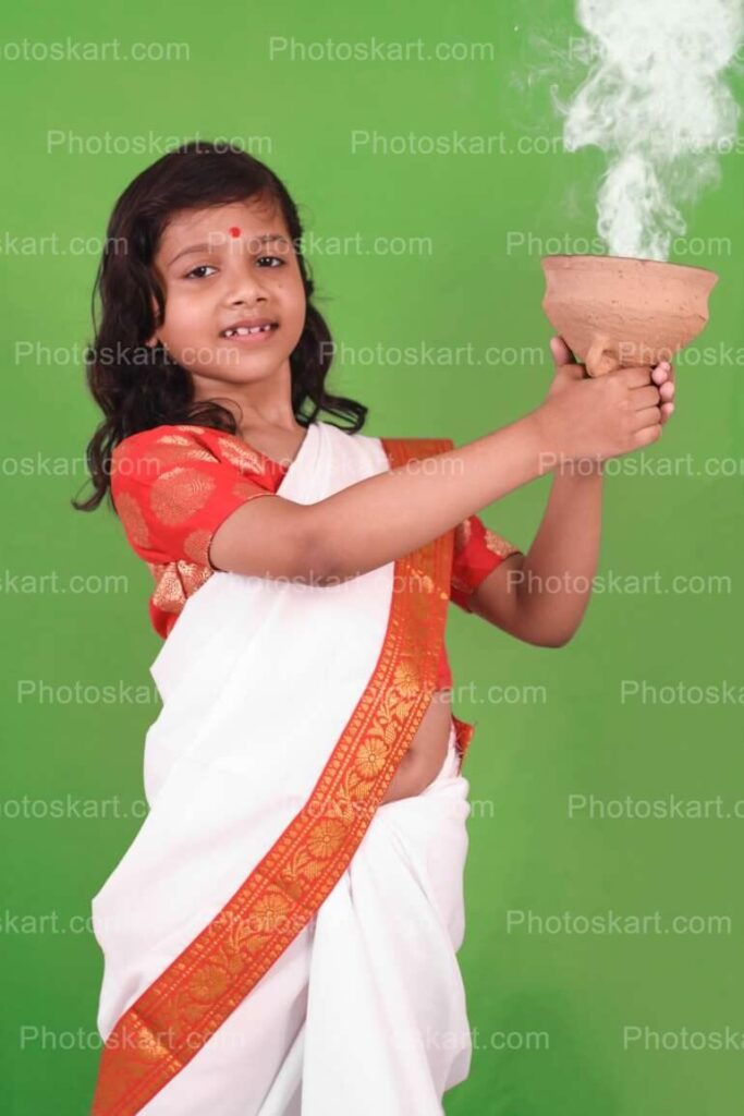 Bengali Cute Girl Holding Dhunuchi High Res Image