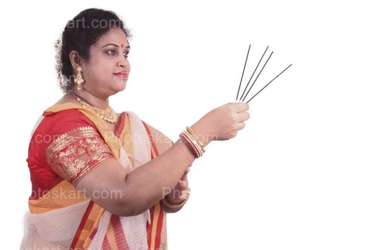 Bengali Woman Aarti With Agarbatti Hd Stock Image